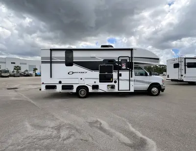 2027 Entegra Coach Odyssey photo 23