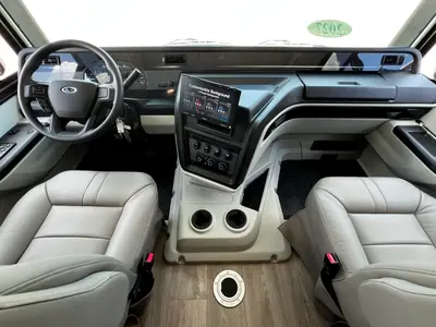 2027 Entegra Coach Vision XL photo 2