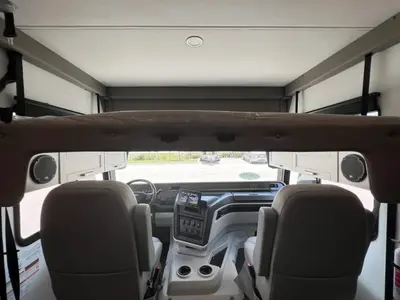 2027 Entegra Coach Vision XL photo 4