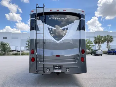 2027 Entegra Coach Vision XL photo 27