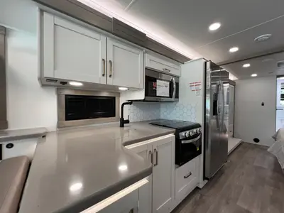 2027 Entegra Coach Vision XL photo 9