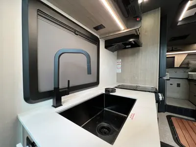 2027 Grand Design Lineage Series M photo 8