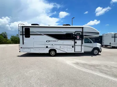 2027 Entegra Coach Odyssey photo 22