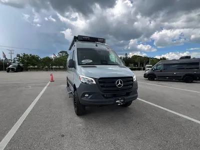 New 2027 Winnebago Revel BMB44E