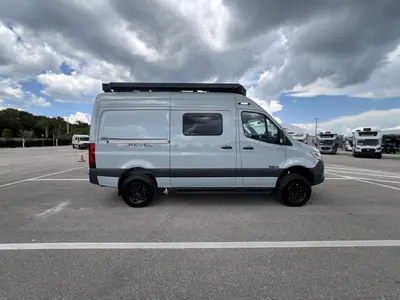 2027 Winnebago Revel photo 16