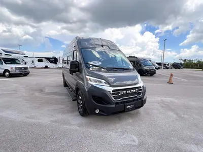 New 2027 Winnebago Solis BUT59P