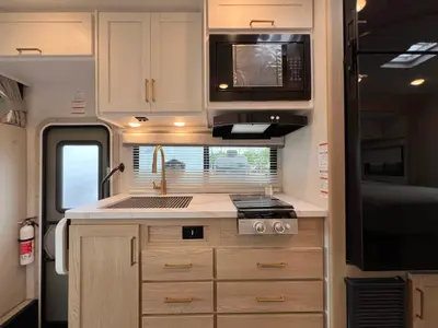 2027 Thor Motor Coach Chateau photo 8