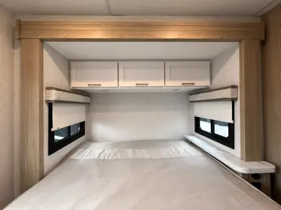 2027 Thor Motor Coach Chateau photo 15