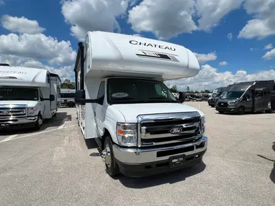 New 2027 Thor Motor Coach Chateau 28Z