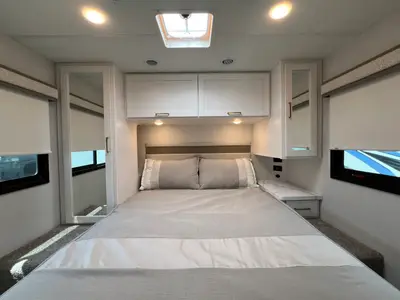 2027 Thor Motor Coach Chateau photo 15