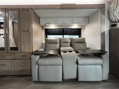 2027 Entegra Coach Odyssey photo 13