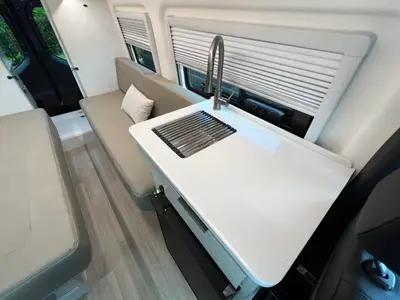 2027 Thor Motor Coach Tranquility photo 8