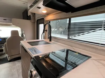 2027 Thor Motor Coach Chateau photo 11