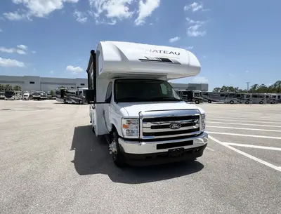 New 2027 Thor Motor Coach Chateau 19X