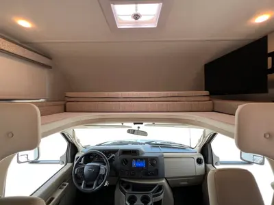 2027 Thor Motor Coach Chateau photo 4