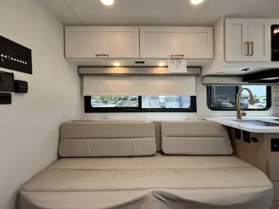 2027 Thor Motor Coach Chateau photo 9