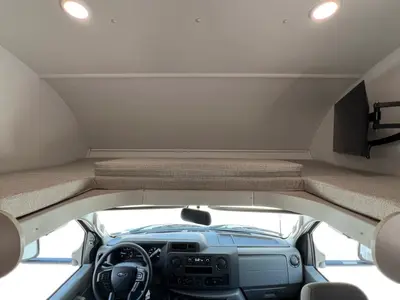 2027 Entegra Coach Odyssey SE photo 4