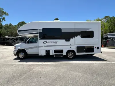 2027 Entegra Coach Odyssey SE photo 22