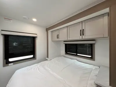 2027 Entegra Coach Odyssey SE photo 13
