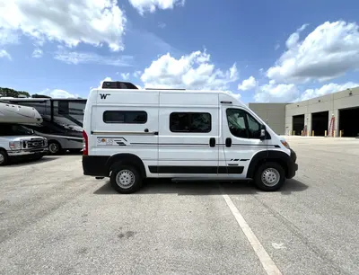 2027 Winnebago Solis Pocket photo 17