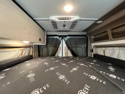 2027 Winnebago Solis Pocket photo 16