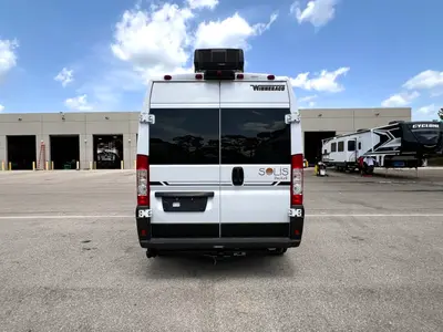 2027 Winnebago Solis Pocket photo 20