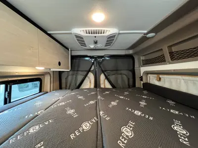 2027 Winnebago Solis Pocket photo 17