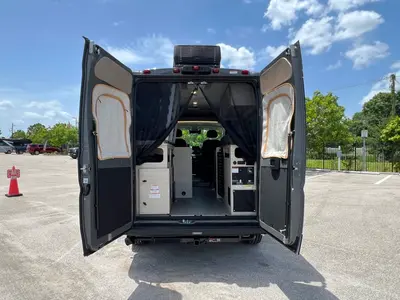 2027 Winnebago Solis Pocket photo 2