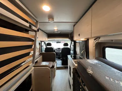 2027 Winnebago Solis Pocket photo 4