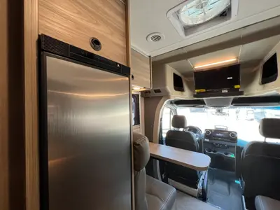 2027 Winnebago Ekko photo 11
