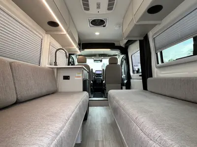 2027 Thor Motor Coach Tellaro photo 19