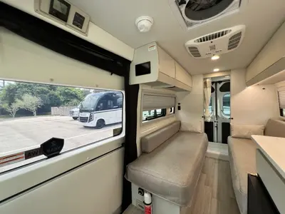 2027 Thor Motor Coach Tellaro photo 14