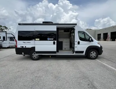 2027 Thor Motor Coach Tellaro photo 21