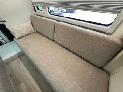 2027 Thor Motor Coach Tellaro photo 9