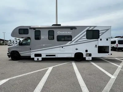 2027 Thor Motor Coach Chateau photo 24