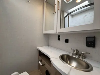 2027 Thor Motor Coach Chateau photo 16