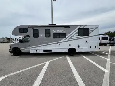 2027 Thor Motor Coach Chateau photo 23