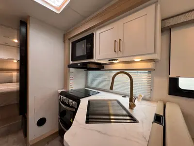 2027 Thor Motor Coach Chateau photo 9