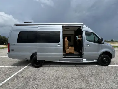 2027 Entegra Coach Insignia photo 23