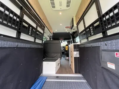 2027 Storyteller Overland Beast Mode photo 4