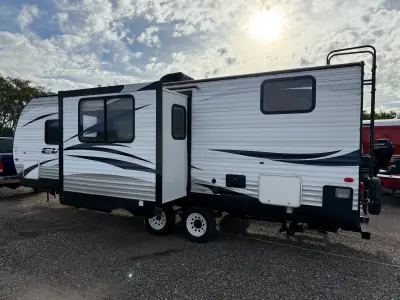 2018 FOREST RIVER EVO photo 4