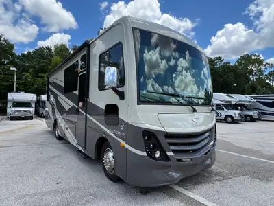 New 2027 Fleetwood Flair 29M
