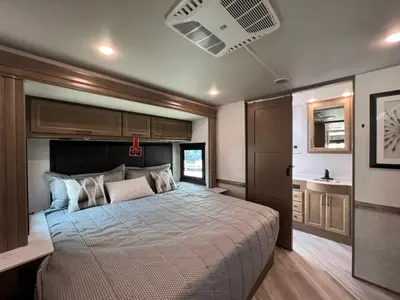 2027 Fleetwood Fortis photo 18