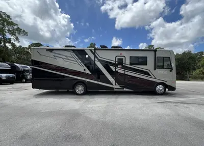 2027 Fleetwood Fortis photo 26