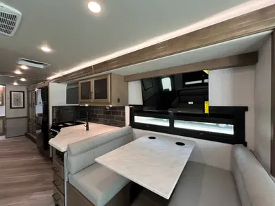 2027 Fleetwood Fortis photo 7