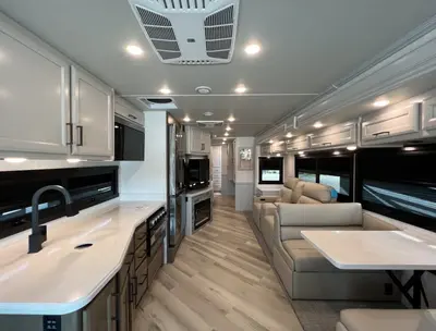 2027 Fleetwood Bounder photo 5