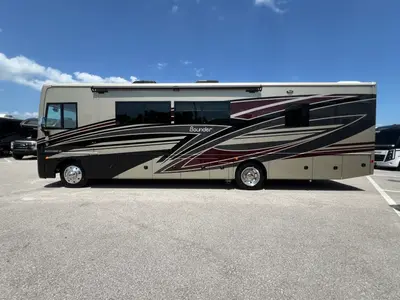 2027 Fleetwood Bounder photo 26