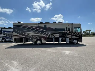 2027 Fleetwood Bounder photo 24