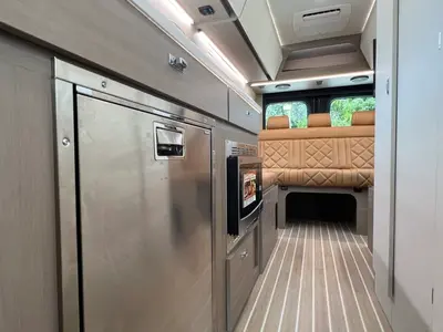 2027 Entegra Coach Insignia photo 13
