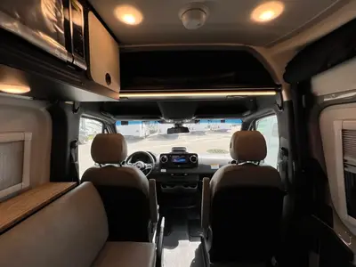 2027 Tiffin Motorhomes GH1 photo 5